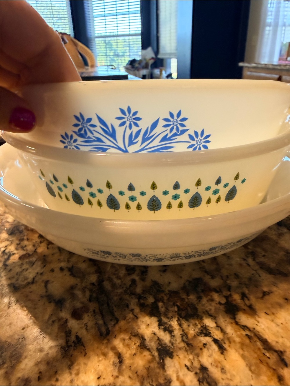 Set of 3 Vintage Pyrex White Milk Glass Mixing Bowls Pie Blue Coneflower Mix